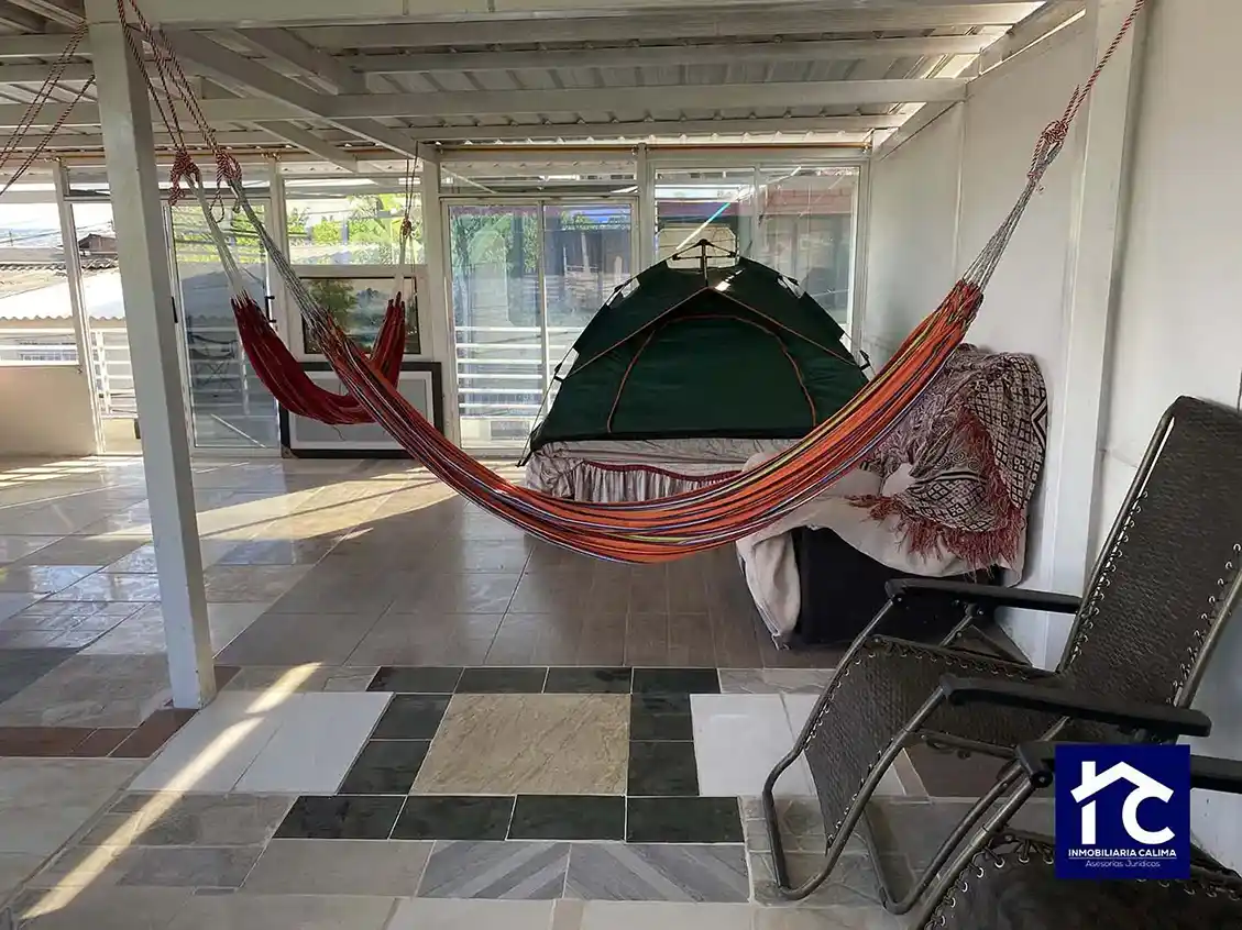 Casa a Cuadra y Media del Parque